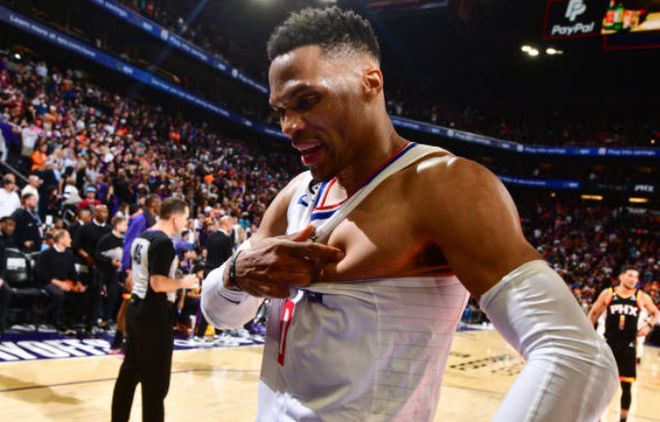 亚冠今夜走向成谜；菲尼克斯太阳单刀错失；震撼外界；细节决定成败的简单介绍-欧博体育